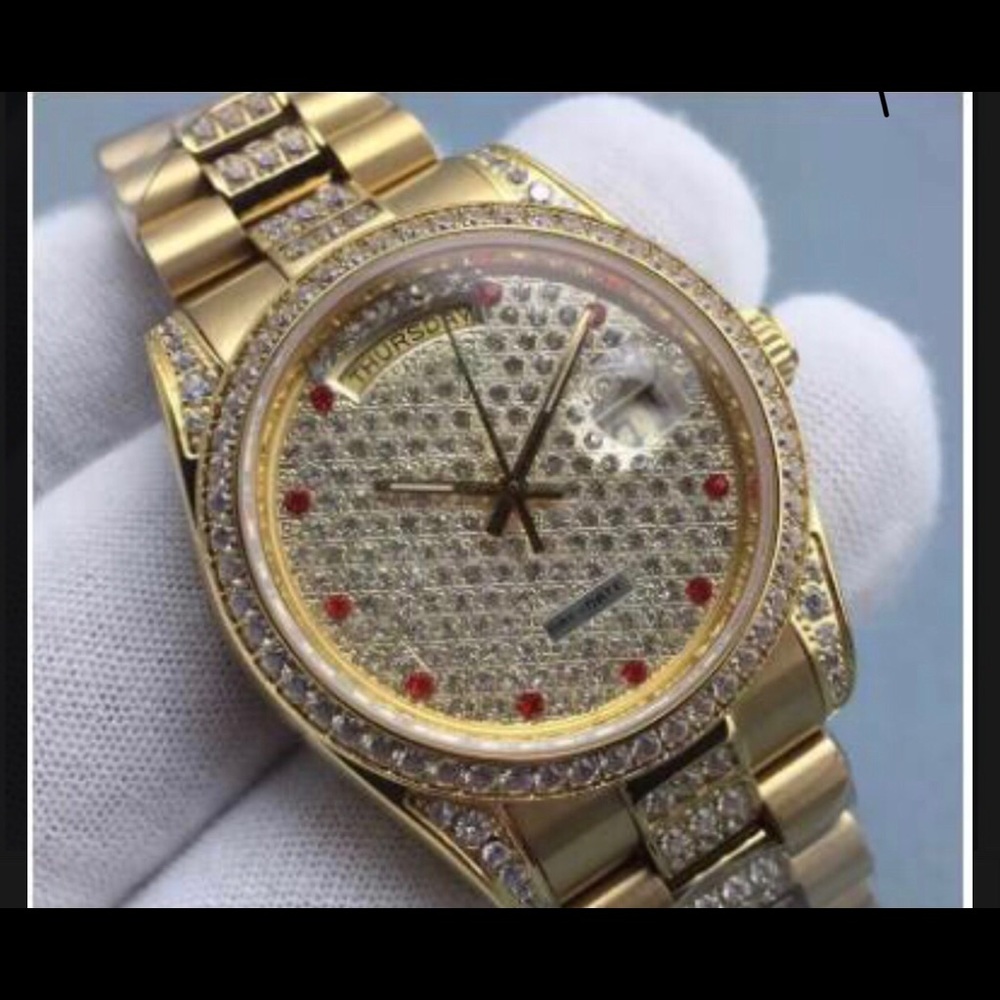 Mechanical automatic watch 37mm day-date sweep